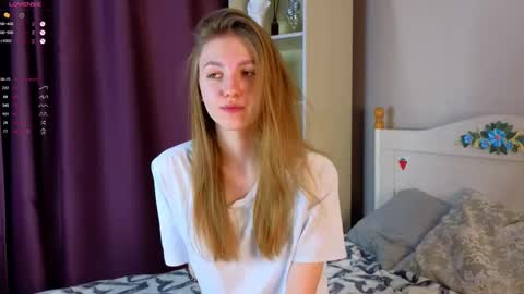Hi Im Mary Glad to see you in my room  PVT is open online show from February 26, 2025, 12:14 pm