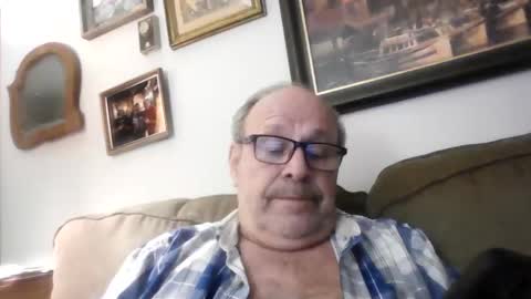 Snapshot of kfries chatting on November 12, 2025, 3:18 am Kent online show from November 12, 2025, 3:18 am