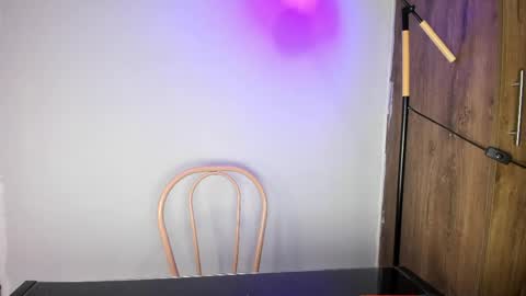 Snapshot of khate_smith chatting on April 19, 2026, 3:55 pm khate_smith online show from April 19, 2026, 3:55 pm