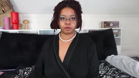 Snapshot of khayaparker chatting on December 21, 2025, 5:20 pm Khaya online show from December 21, 2025, 5:20 pm