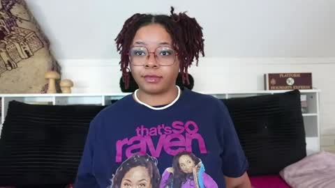 Snapshot of khayaparker chatting on February 18, 2026, 3:41 pm Khaya online show from February 18, 2026, 3:41 pm