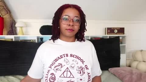 Snapshot of khayaparker chatting on March 3, 2026, 5:52 pm Khaya online show from March 3, 2026, 5:52 pm