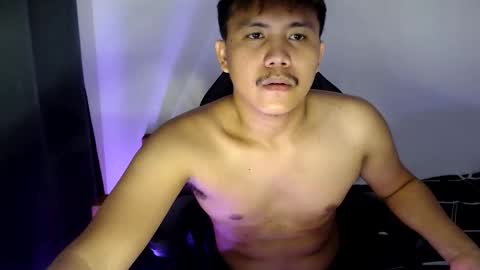 Snapshot of khencum08 chatting on October 26, 2025, 1:28 pm khencum08 online show from October 26, 2025, 1:28 pm