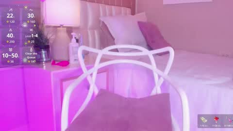 Snapshot of khloe_sweeet chatting on September 27, 2025, 11:37 am khloe_sweeet online show from September 27, 2025, 11:37 am