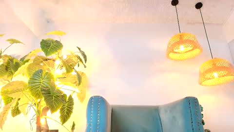 khloejohnson online show from October 29, 2025, 3:09 am