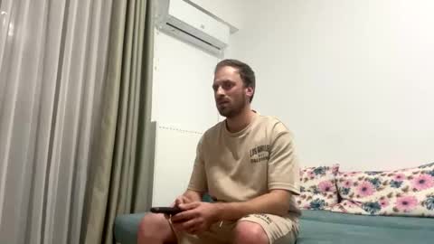 Snapshot of khloekross chatting on March 1, 2026, 10:12 pm khloekross online show from March 1, 2026, 10:12 pm