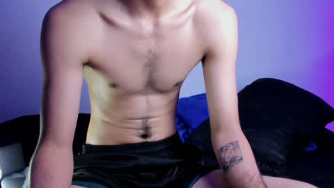 Snapshot of khozler_ chatting on January 3, 2025, 5:50 am khozler_ online show from January 3, 2025, 5:50 am