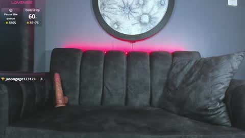 Snapshot of khriss_brown chatting on March 6, 2025, 1:05 am Khriss brown online show from March 6, 2025, 1:05 am