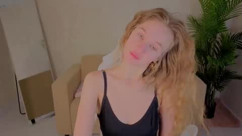 Snapshot of kianawhite chatting on February 4, 2026, 9:04 am kianawhite online show from February 4, 2026, 9:04 am