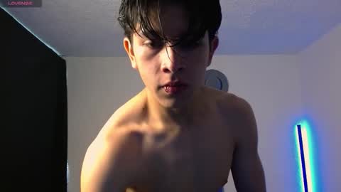 Snapshot of kianryu chatting on November 15, 2025, 4:47 pm Adrian Chlloe online show from November 15, 2025, 4:47 pm