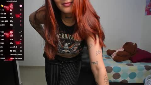 Evelyn online show from December 29, 2024, 1:56 am