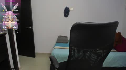 Evelyn online show from January 29, 2025, 11:25 pm