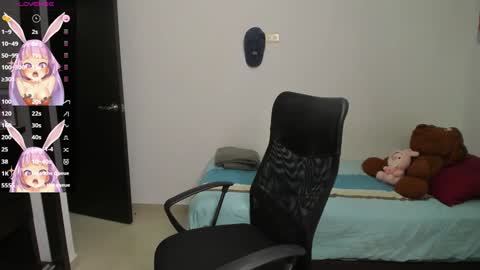 Evelyn online show from February 1, 2025, 2:16 am