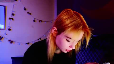 Snapshot of kiara_dream chatting on January 7, 2026, 9:50 pm Kira online show from January 7, 2026, 9:50 pm