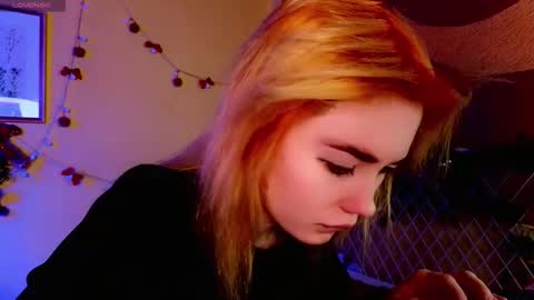 Snapshot of kiara_dream chatting on January 8, 2026, 10:01 pm Kira online show from January 8, 2026, 10:01 pm