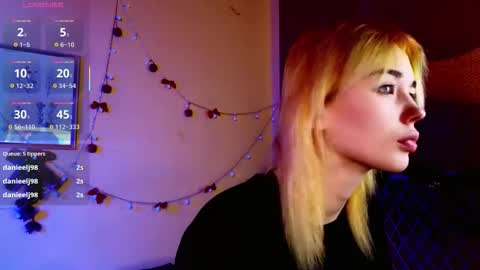 Snapshot of kiara_dream chatting on January 9, 2026, 9:38 pm Kira online show from January 9, 2026, 9:38 pm