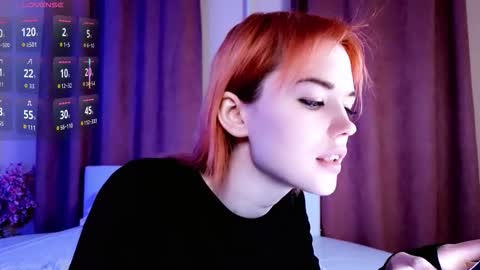 Snapshot of kiara_dream chatting on February 12, 2026, 6:58 pm Kira online show from February 12, 2026, 6:58 pm