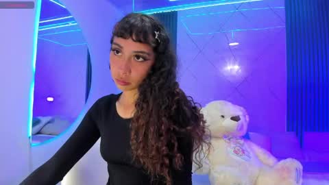 Snapshot of kiara_lovelyy chatting on April 23, 2026, 4:24 am Kiara online show from April 23, 2026, 4:24 am