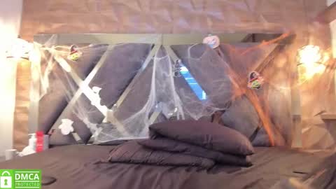 kiara_velvet__ online show from November 4, 2025, 4:11 am