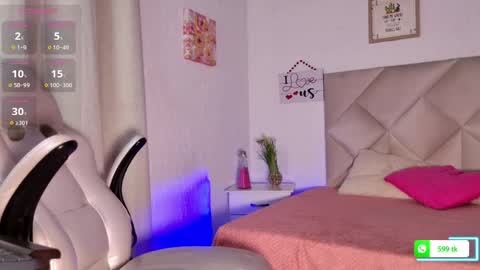 kiaraa_ebony online show from May 13, 2026, 2:14 pm