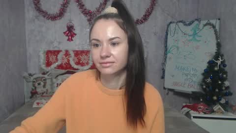 Snapshot of kiaracriegs chatting on December 21, 2025, 6:48 pm Kara online show from December 21, 2025, 6:48 pm