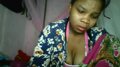 Snapshot of kiarah_69 chatting on May 22, 2026, 8:32 am kiarah 69 online show from May 22, 2026, 8:32 am