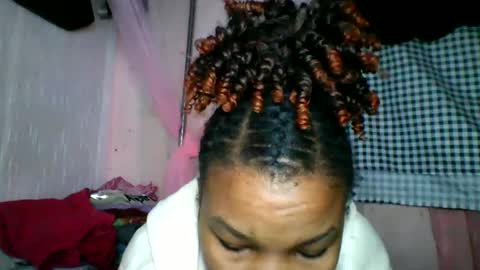 kiarah 69 online show from June 28, 2026, 2:17 am
