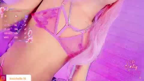 kiarasofiahot1 online show from May 27, 2026, 10:23 am
