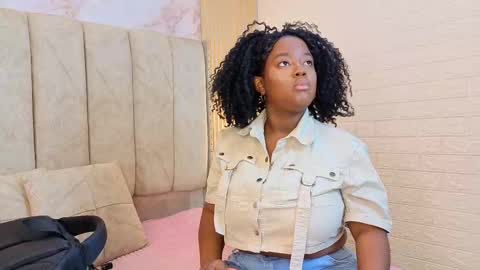 kiarazafira online show from October 4, 2025, 10:46 am