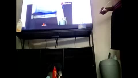 HunneysPlayRoom online show from June 3, 2026, 4:12 pm