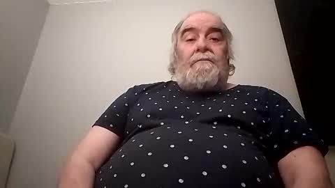 KICKINME online show from December 2, 2025, 5:46 am