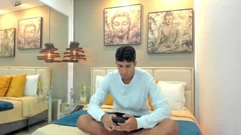 Kieran Derek online show from October 29, 2025, 3:31 am