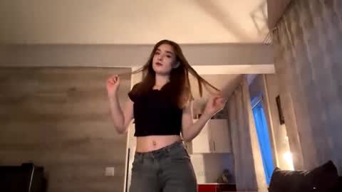 Snapshot of kierstentates chatting on February 17, 2026, 2:24 pm Ola my name is Lissa Lets hit 10 Thumbs Up together online show from February 17, 2026, 2:24 pm