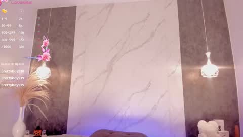 Kim Thompson online show from October 16, 2025, 6:31 pm