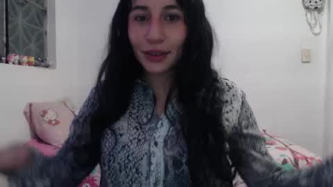 Snapshot of kiimy_to chatting on May 15, 2026, 11:01 pm Nezumy Rey online show from May 15, 2026, 11:01 pm