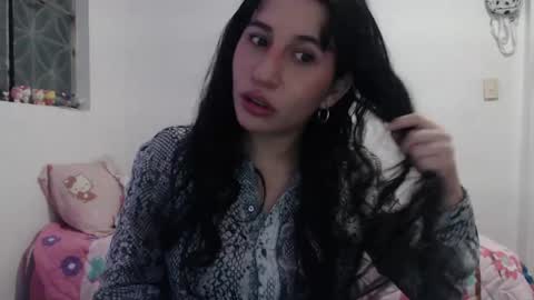 Snapshot of kiimy_to chatting on May 15, 2026, 11:56 pm Nezumy Rey online show from May 15, 2026, 11:56 pm