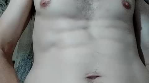 kikelopes1997 online show from February 1, 2025, 7:26 am