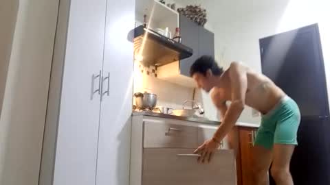 Snapshot of kikeortiz1808 chatting on February 14, 2026, 6:59 pm C e v o 1824 online show from February 14, 2026, 6:59 pm