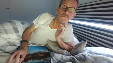 Snapshot of kiki3366 chatting on November 25, 2025, 9:20 am kiki3366 online show from November 25, 2025, 9:20 am