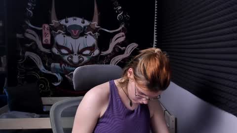 Kiki online show from December 24, 2024, 5:55 pm