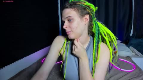 Kiki online show from October 23, 2025, 10:36 am