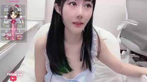 Snapshot of kiki_loveu chatting on January 13, 2025, 12:56 pm kiki_loveu online show from January 13, 2025, 12:56 pm