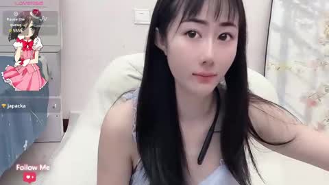 Snapshot of kiki_loveu chatting on February 26, 2025, 6:26 am kiki_loveu online show from February 26, 2025, 6:26 am