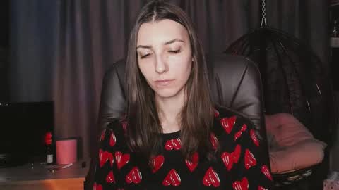 Mika and Miranda online show from October 3, 2025, 11:57 pm