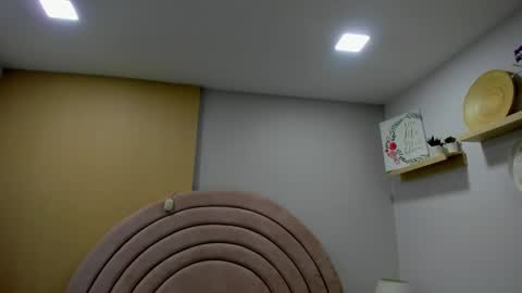 Snapshot of kikiisweet chatting on January 6, 2026, 7:39 pm KI KI online show from January 6, 2026, 7:39 pm