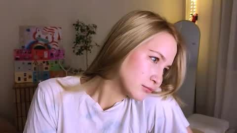 Snapshot of kikikarma chatting on February 19, 2026, 6:26 pm kikikarma online show from February 19, 2026, 6:26 pm