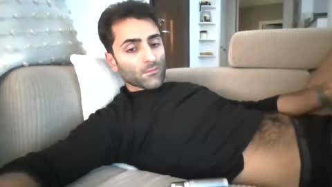 Snapshot of kikkus01 chatting on November 28, 2025, 2:31 pm kikkus01 online show from November 28, 2025, 2:31 pm