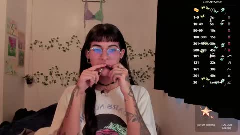 Snapshot of kila_moonlight444 chatting on April 27, 2026, 9:02 pm Bella online show from April 27, 2026, 9:02 pm
