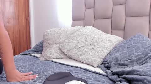 Ana      online show from December 19, 2024, 2:46 pm