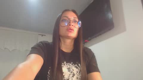 Snapshot of killey_saints chatting on January 15, 2026, 1:32 am killey online show from January 15, 2026, 1:32 am